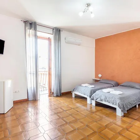 Vibo Rooms - Centro Storico *